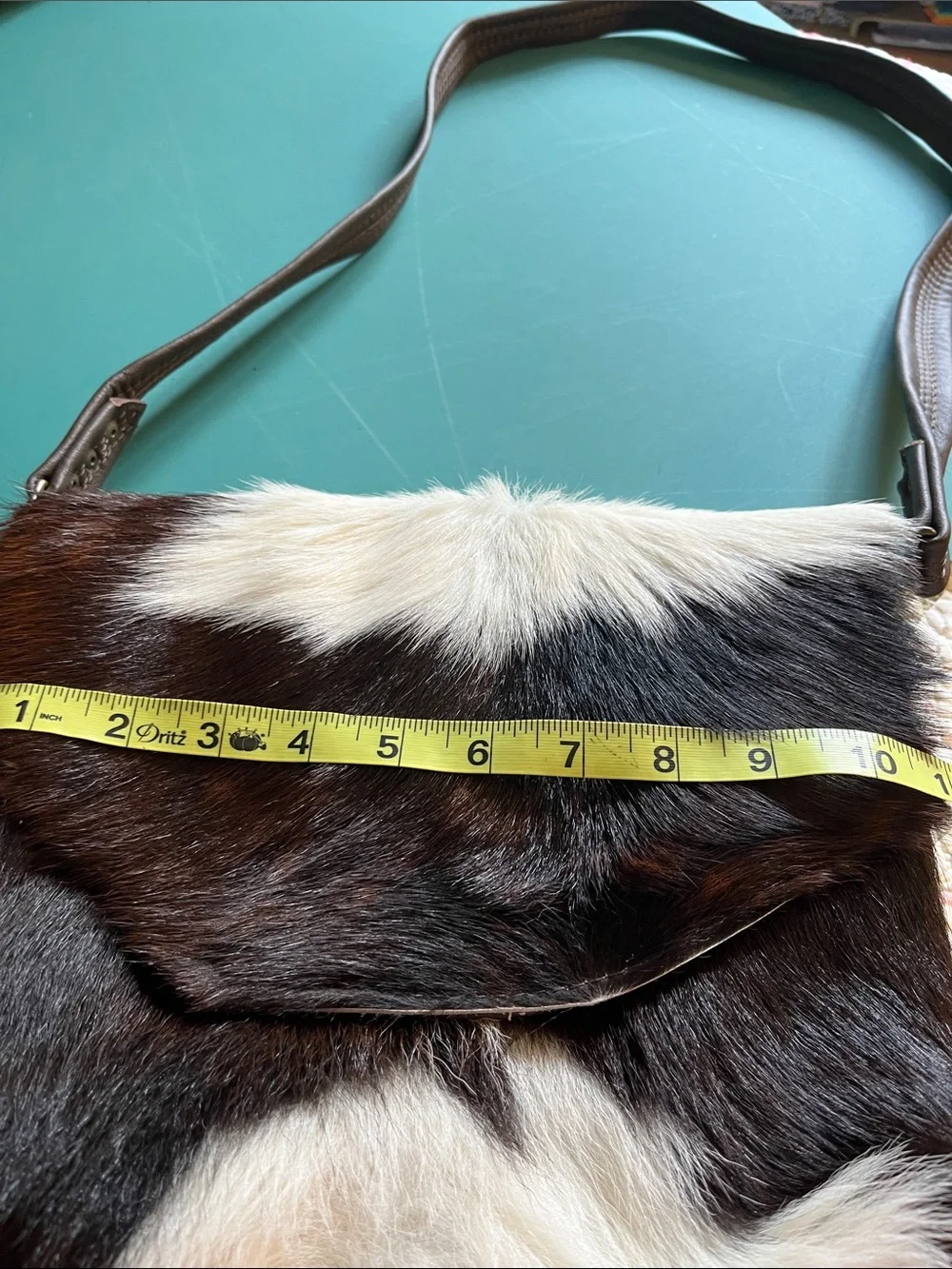 Genuine cowhide crossbody purse. Handmade. - Picture 10 of 10